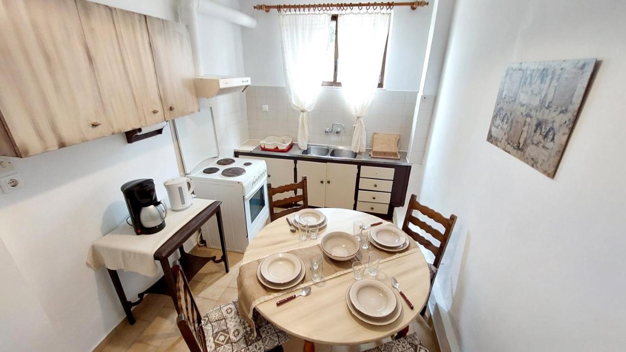 Lourantos Studios & Apartments Vathy  Eksteriør billede